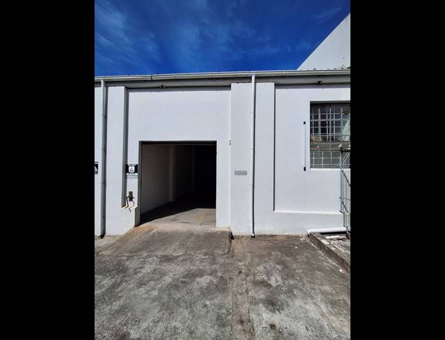 182M² WAREHOUSE TO LET IN ARCADIA